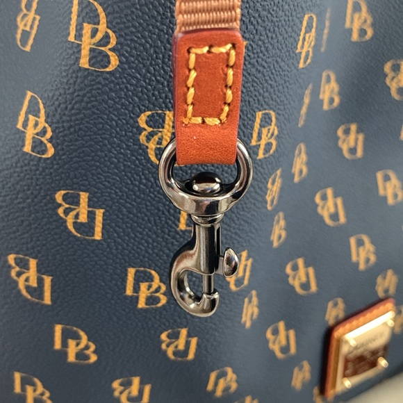 NWT - LARGE BRENNA Dooney & Burke Tote Bag - Picture 9 of 14